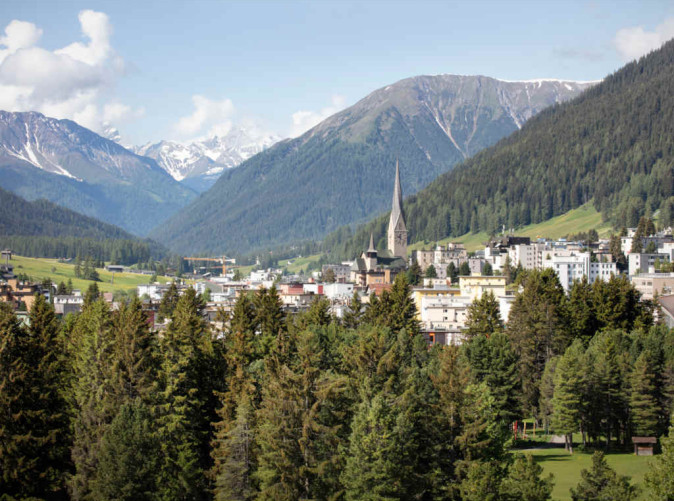 0014_Hilton Davos_Schoene Aussichten Touristik_ View